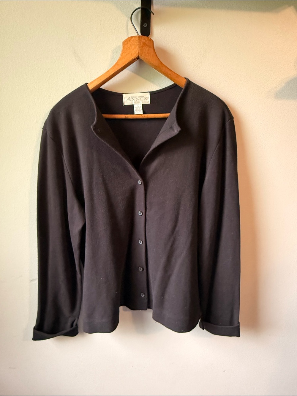 Casual Corner Black Button-Front Long Sleeve Top